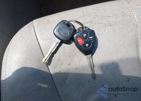 2008 Toyota Camry Le z USA, uszkodzony, nr VIN 4T1BE46K08U760245